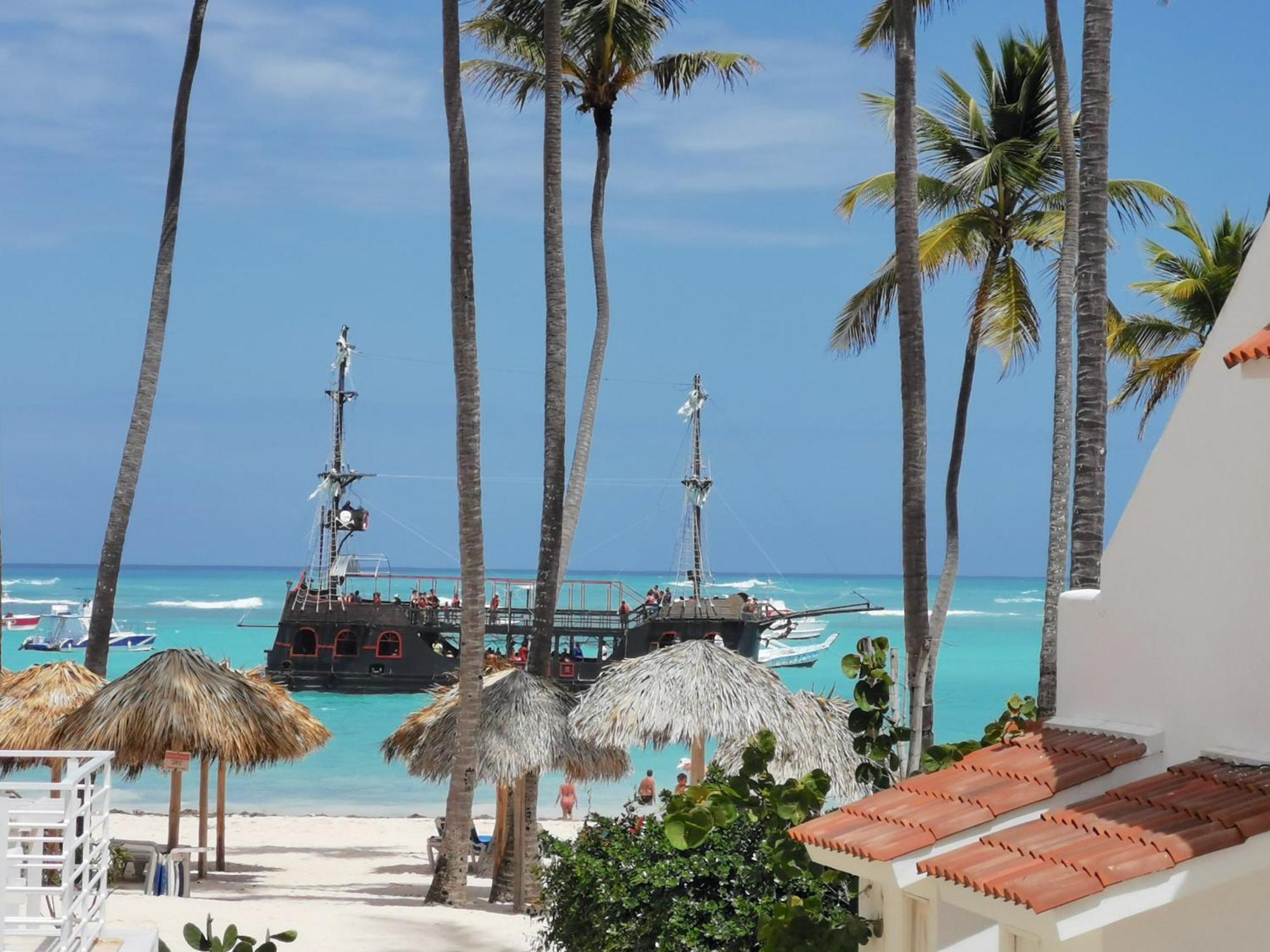 Deluxe Los Corales Beach & Spa - Best Price For Vacation Punta Cana